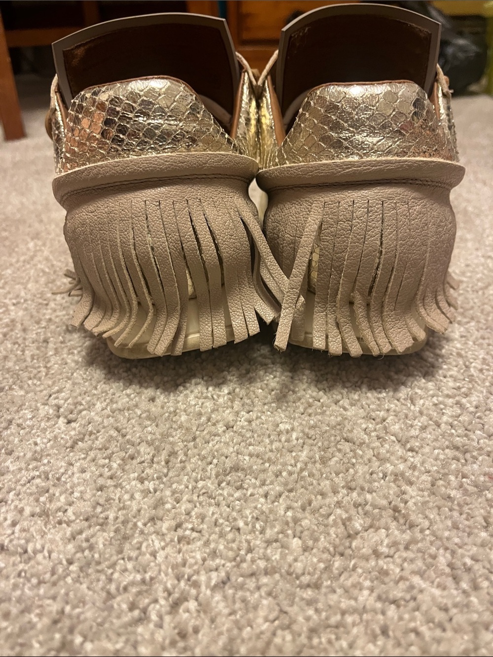 Esseutesse Beige Leather Fringe Sneakers with Gold Accent - Picture 3 of 6